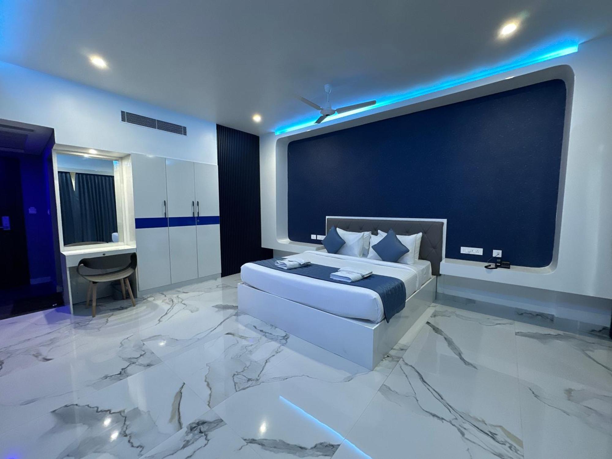 Silver Stone Park Resort, Kovilpatti 外观 照片