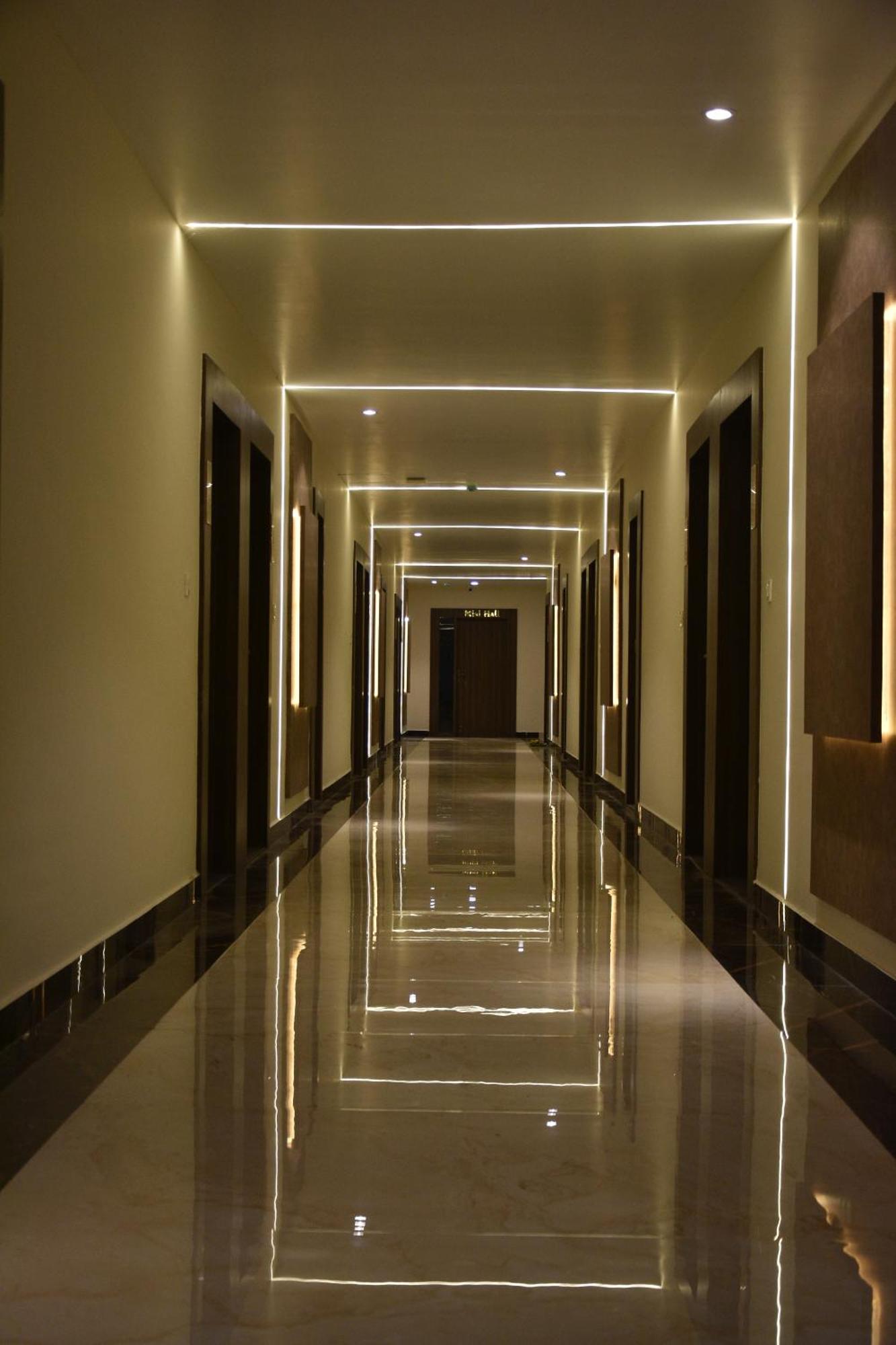 Silver Stone Park Resort, Kovilpatti 外观 照片