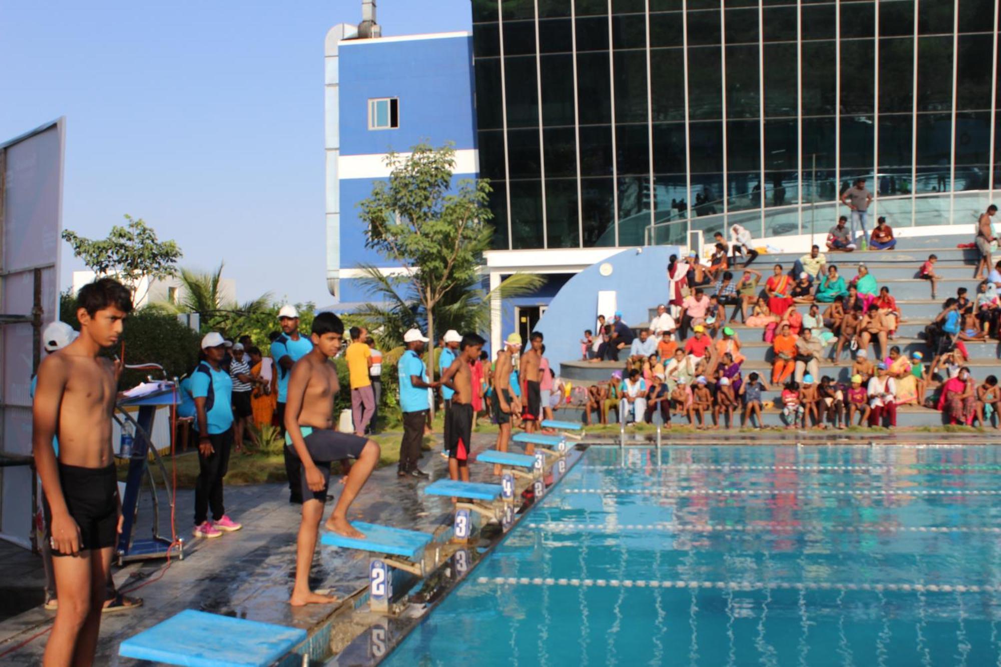Silver Stone Park Resort, Kovilpatti 外观 照片